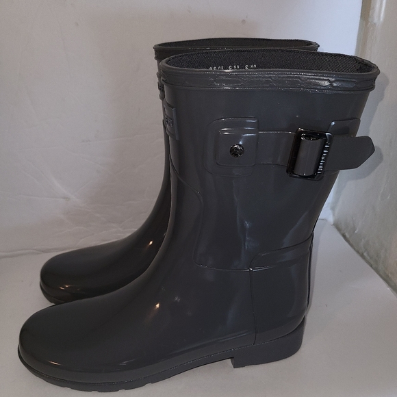 Hunter rain boots size 5 - Picture 4 of 7